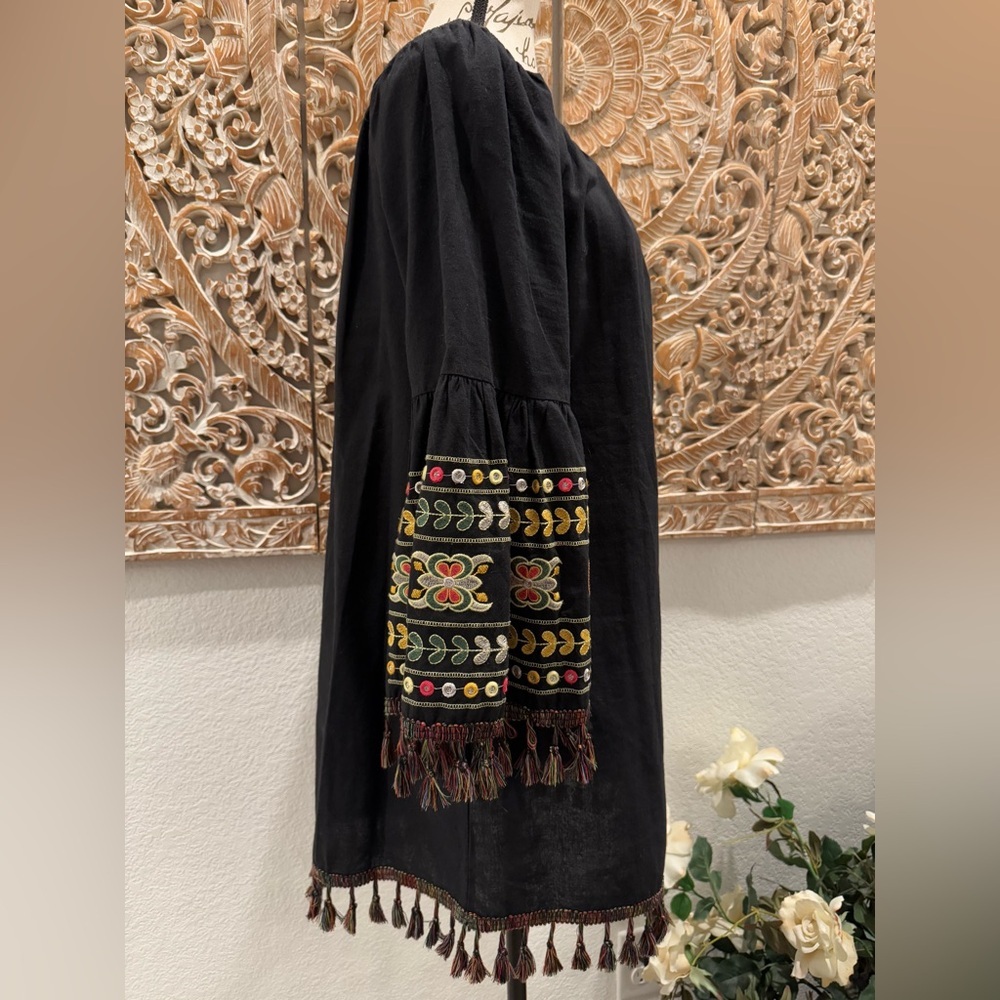 Velzera Black Boho Embroidered Tassel Trim Tunic Blouse- size L - Picture 6 of 16